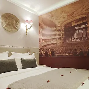 Palais Royal Chicsuites París
